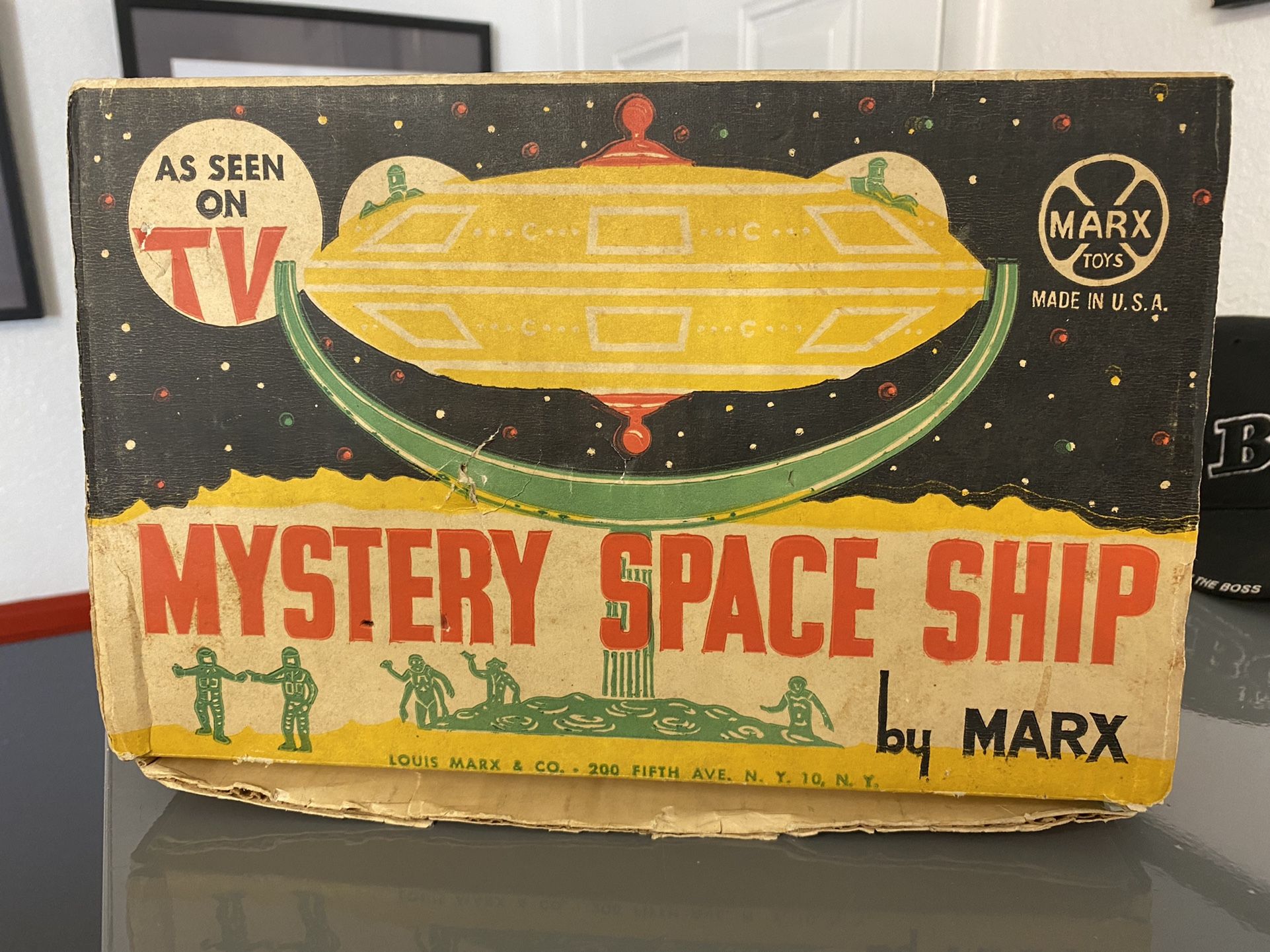 MARX 1960’s  MYSTERY SPACE SHIP TOY