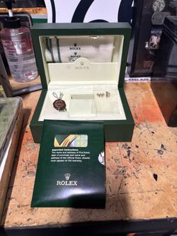 Rolex box complete