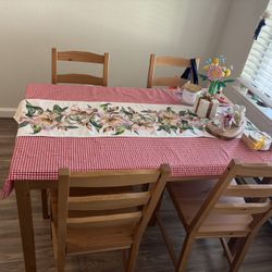 Dining Table with 4 Chairs