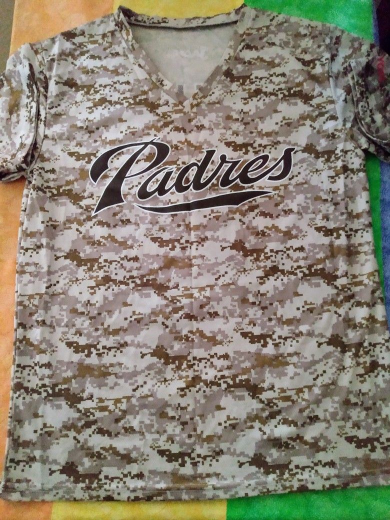 PADRES SHIRT SIZE MEDIUM ADULT