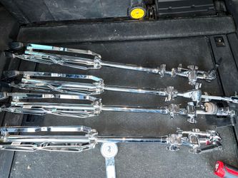 DW cymbal stands