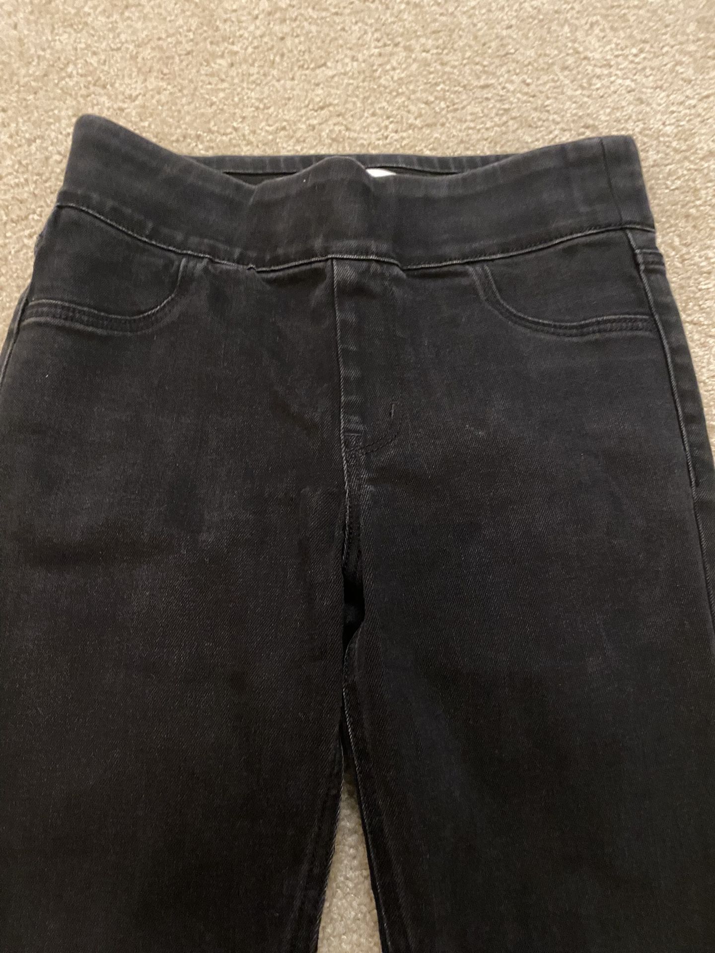 Black pants 
