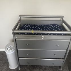 Dresser With Changing Table