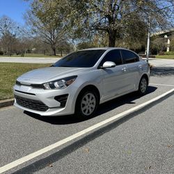 2022 KIA Rio