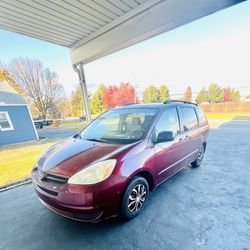 2004 Toyota Sienna