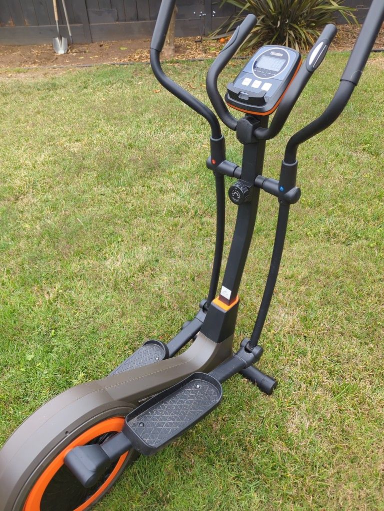 Niceday Elliptical Machine