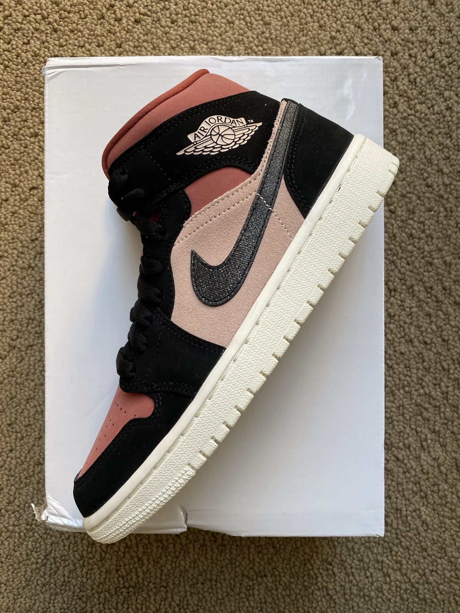 Jordan 1 Mid Canyon Rust (W) Size: 6.5W/5M Brand New👟