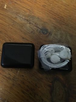 Samsung earbuds