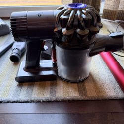 Dyson Rechargeable Cordless Vacuum