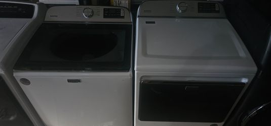 Maytag Extra Power Washer And Electric Dryer Set