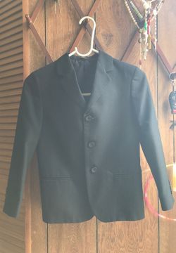 Suit for kid (size 7)