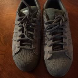 Adidas Tennis Shoes Size 10