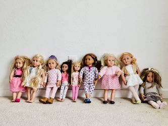 Set Of 9 Dolls!