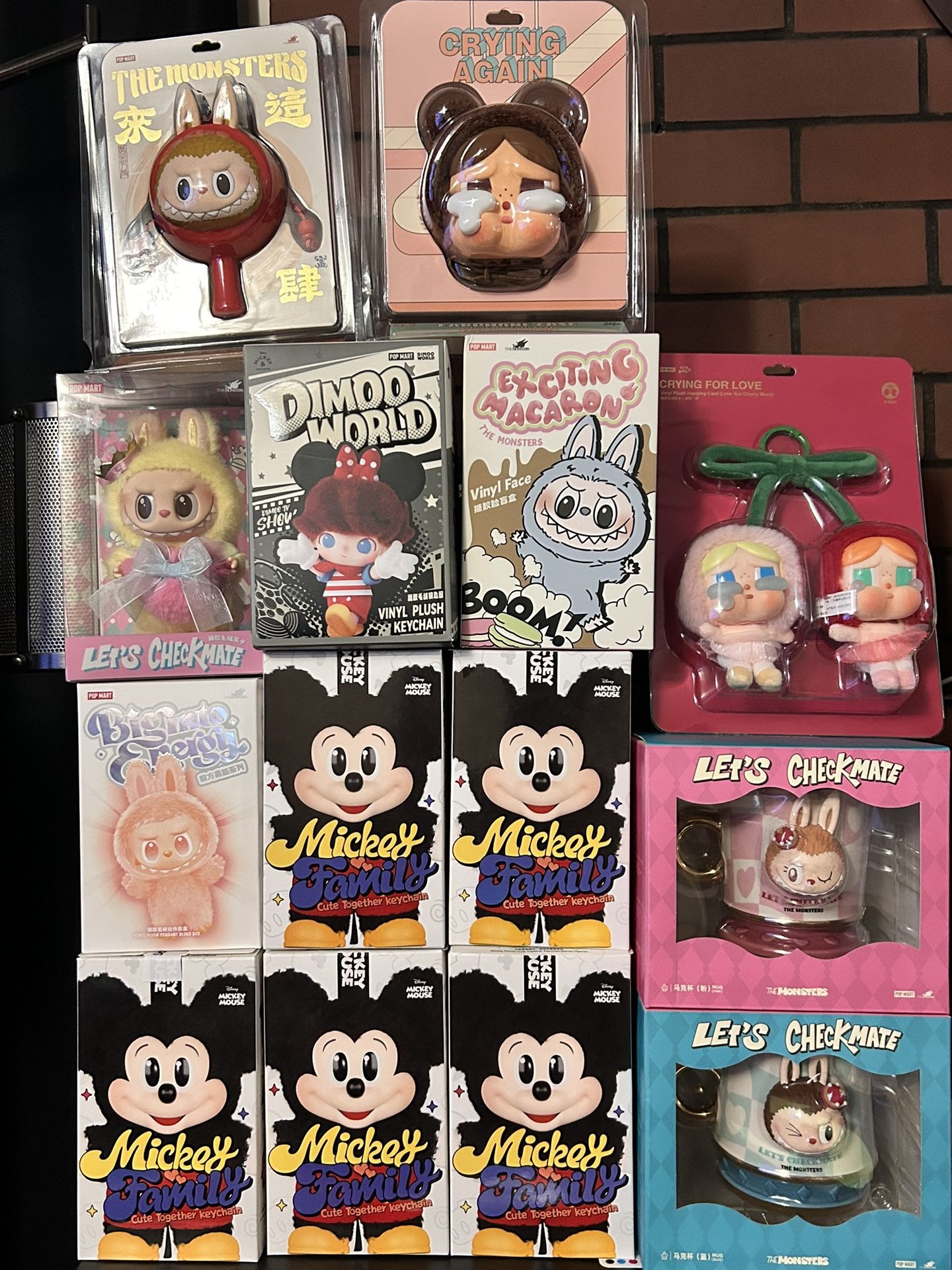 PopMart (Labubu, Crybaby, Dimoo World, Mickey Family)