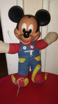 Beautiful Micky mouse collectible for that low