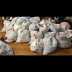 Lots If Bags Of Clothes $5 Each Bags