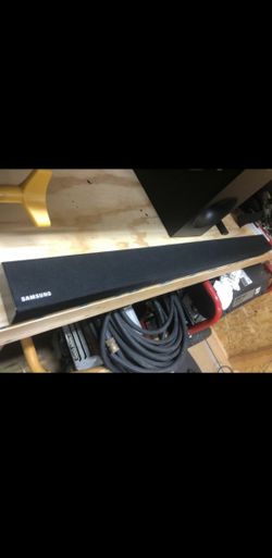 Samsung soundbar and subwoofer