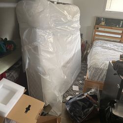Full Size Mattress (Matrix mattress,)