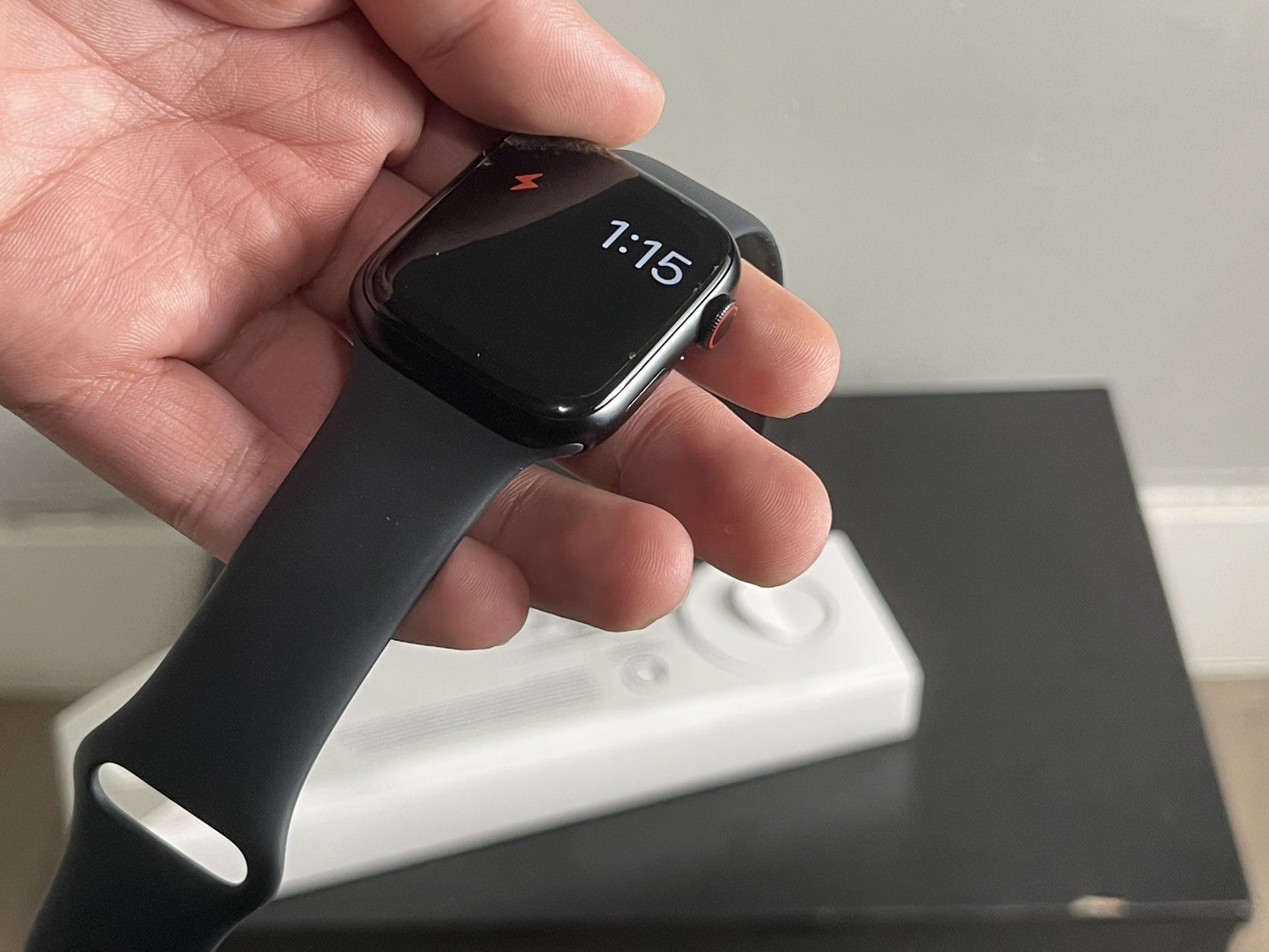 Apple Watch Series 8 45mm Gps + Cellular