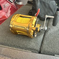 Penn International 70 Vs