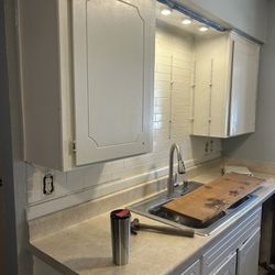 Kitchen Remodel With Custom Quartz Countertops 