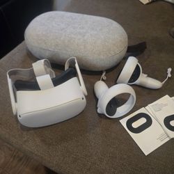 Meta Quest 2 — VR Headset — 128 GB