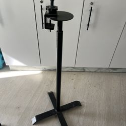 Doll Head Stand