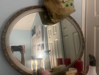 Gold mirror