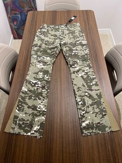 Cargo camo pants
