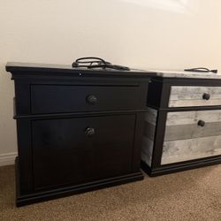 Big Nightstands With Plug 