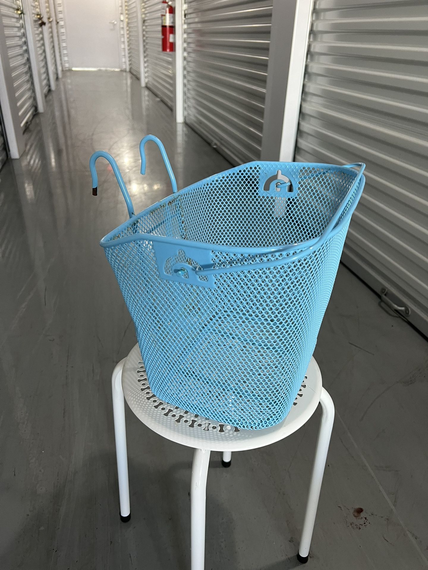 Clip On Bike 🚲 Basket 🧺 In Teal
