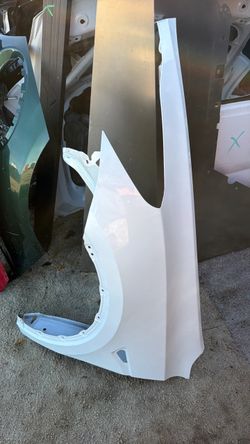 Tesla model y 2020/2024 left fender