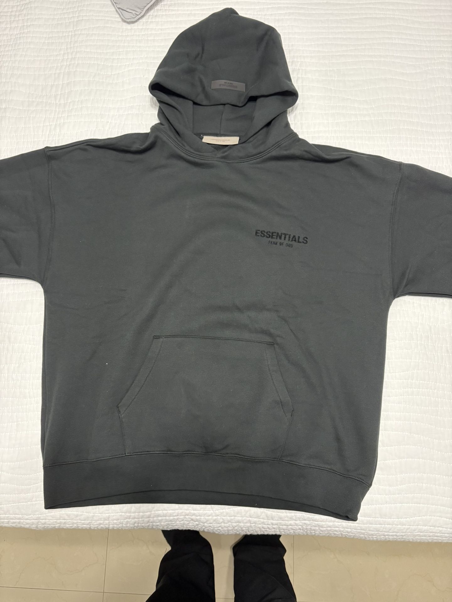 Black Essentials Hoodie. Size L.