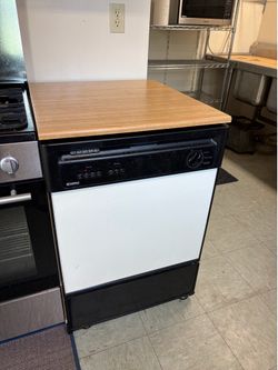 Portable Kenmore Dishwasher on Wheels