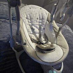 Ingenuity Convert Me 2-in-1 Portable Vibrating Baby Swing Nash, Infant, Gray