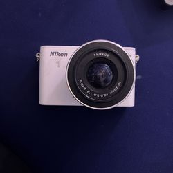 Nikon 1  J1 Camera