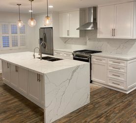Custom Kitchen Cabinets