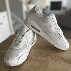 Nike Air Max 90 Triple Leather Sneakers CN8490-100 Men's 10 for Sale in MO - OfferUp