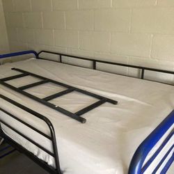 Bunk Bed (mattress not Included ) Read Description 