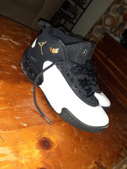 Hurry now black and white jump mans for the low sizs 7y