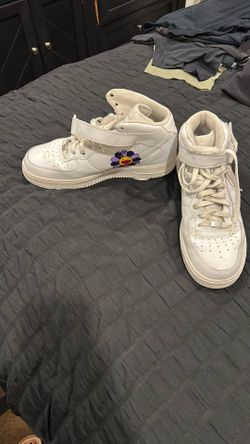 Shoes Size 11