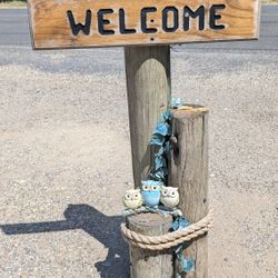 Rustic 42in Wooden Welcome Sign with Owls and Rope Accent Outdoor Decor

