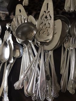 Vintage silverplated flatware !! 🌸🍋🌿..