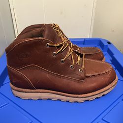 Red Wing 1221 Traction Tred Lite Men's 10.5 D Waterproof Soft Toe Chukka Boots
