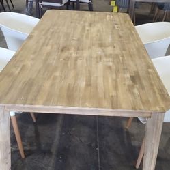 BRAND NEW OPEN BOX INDOOR TABLE 83" SOLID WOOD TABLE WITH 4 WHITE CHAIRS