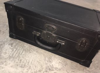 Authentic Coach Retail Display Trunk – Rare Store Display Piece – Limited Production