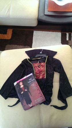 Gothic Vampire Queen Costume size 8-10 (M)