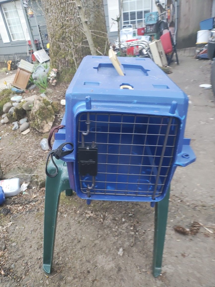Small Pet Kennel