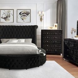 Brand New Glam Black Velvet 6pc E.KING Bedroom Set