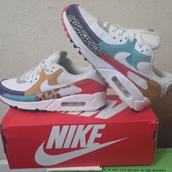 Nike 